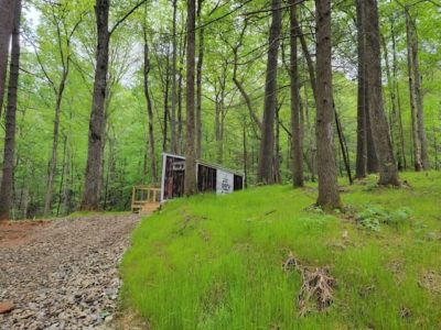 Azalea Tiny Home: A Remote Retreat